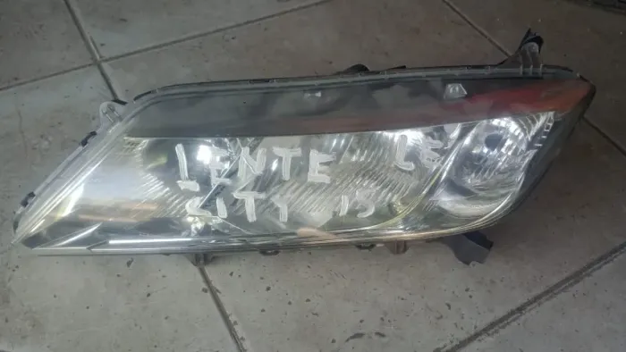 Lente do Farol Honda City 2015 lado esquerdo (somente a lente)