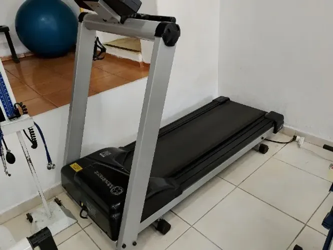 Esteira ergométrica Moviment 