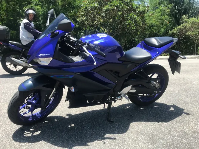 Moto Yamaha R3 2024 300cc