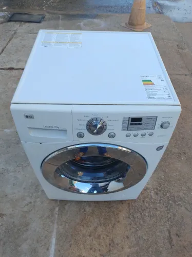 Lavadora lg  conservada com garantia 