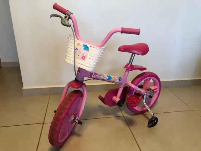 Bicicleta Aro 14 com rodinhas - Bandeirante