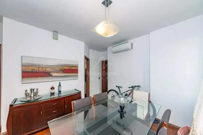 Apartamento com 3 quartos (1 suíte) no bairro Gutierrez