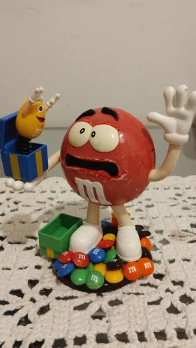 Bonecos  Colecionáveis  M&M's VALOR UNITÁRIO 