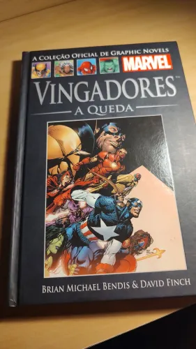Livro Vingadores a Queda ( coleção oficial de Graphic Novels)