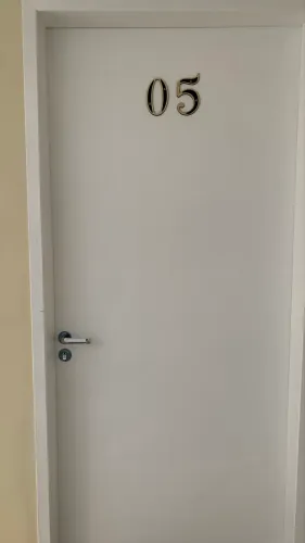 Alugo studio/ Kitnet