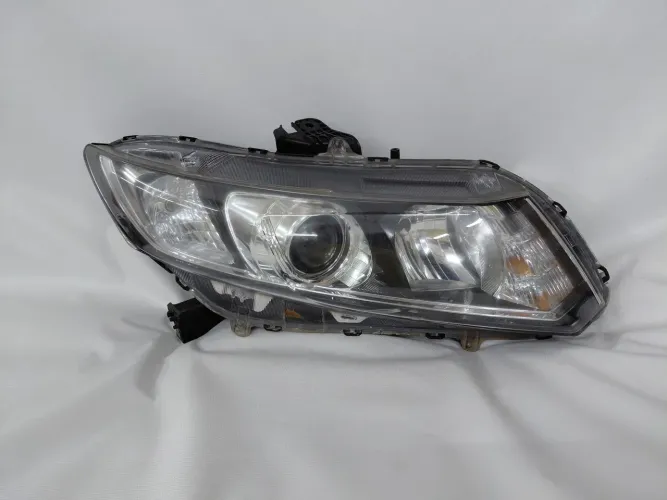 Farol Civic 2012/2016 lado direito 