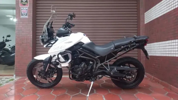 Triumph Tiger 800 XRX 2019.