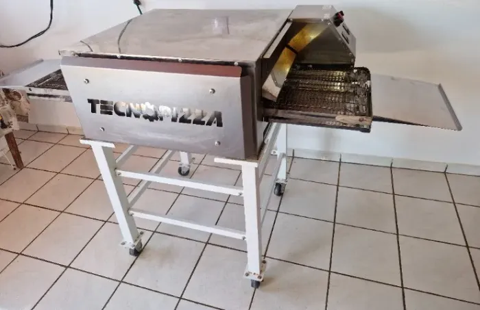 Forno Esteira Elétrico Tecnopizza 35-70 Maxx Turbo