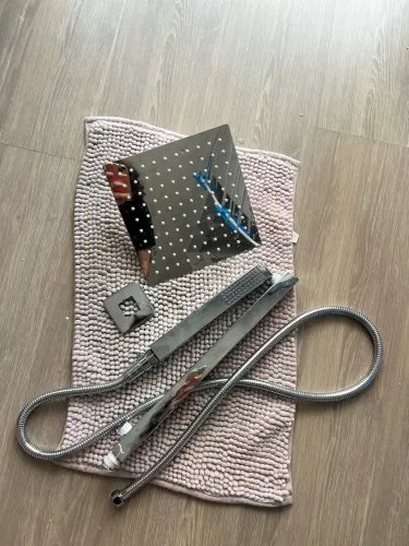 Chuveiro a gas com ducha cromada
