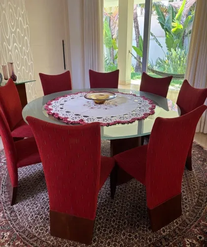 Mesa De Jantar,  Com 8 cadeiras (VIDRO 20 MM) - ENTREGA GRÁTIS