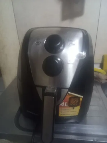 AirFryer mondial Gran family 4 litros ótimo funcionamento conservada pedindo 130