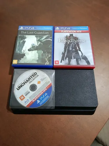 Playstation 4 1Tb, aceito propostas.