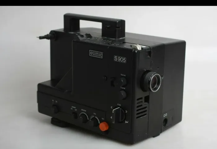 Kit Cinema Super 8 Minolta XL-Sound 64 + Projetor Eumig S905 Austríaco Colecionador