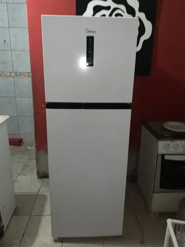 Geladeira inverter Midea