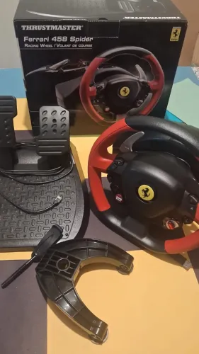 Volante Thrustmaster Ferrari 458 Spider - Xbox Series X|S / Xbox One