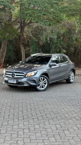 Mercedes-Benz GLA 200 Adv. 1.6/1.6 TB 16V Flex Aut. 2016