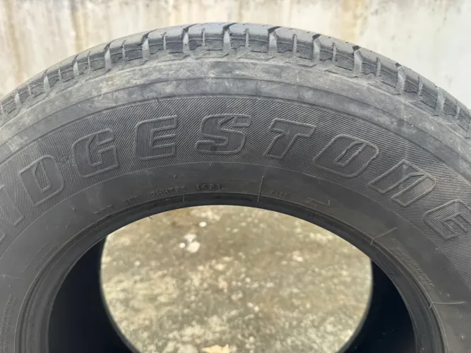 Pneus Bridgestone usados