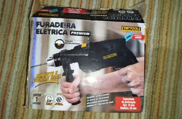 Furadeira STARTOOLS 220v