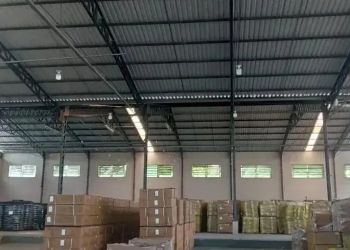 Galpão/Armazém 2.500m² c/ Docas e Patio / AVCB e Habite-se prox. Nilton Lins