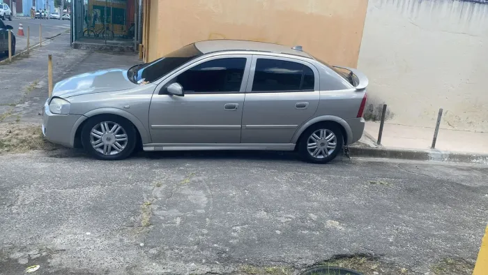 Chevrolet Astra 2.0 8V/ CD 2.0 8V Hatchback 5P MEC 2004