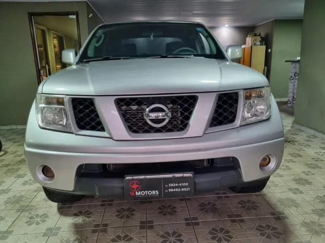 Nissan Frontier XE CD 4X4 2.5 TB Diesel 2011