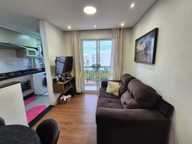 Apartamento para Aluguel com 2 Quartos no Condomínio Único no bairro Conjunto Residencial 
