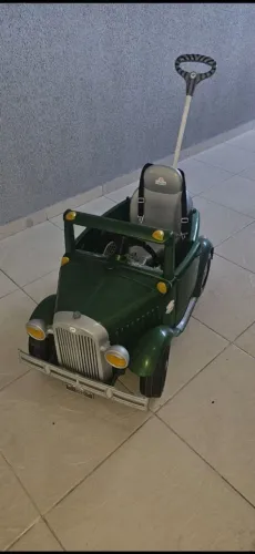 Carrinho de passeio Calhambek com pedaleira