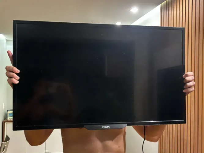 TV Philips modelo 32PHG4900/78