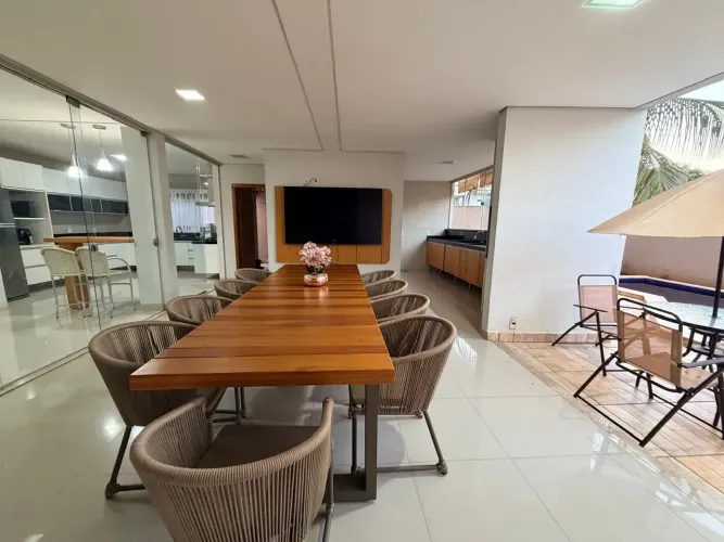 Sobrado com 4 quartos no Belvedere 1