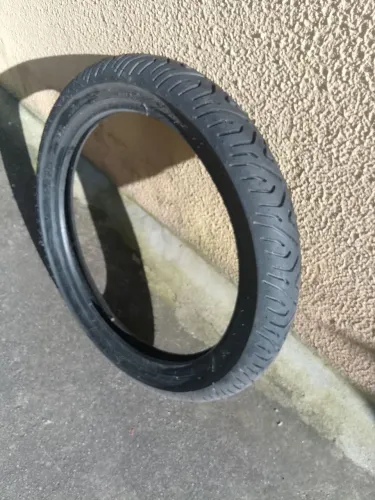 Pneu 90/90 18 