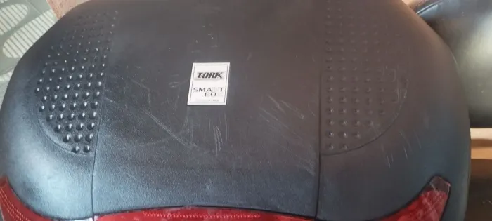 Baú com suporte para Lander 250