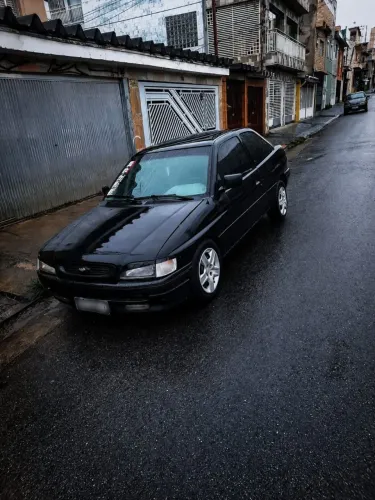 Ford Escort GL 1.8i / 1.8 (álcool) 1996