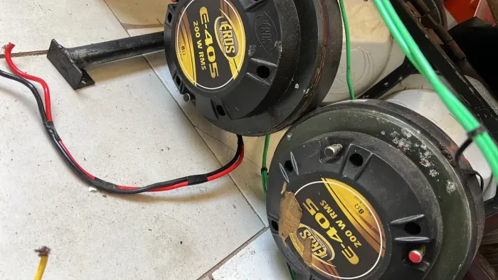 Cornetas E-405 Eros 