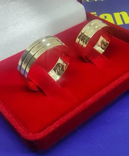 Alianças Noivado Casamento Ouro 18 Kilates Peso 6 Gramas 5 mm Detalhes de Kina            
