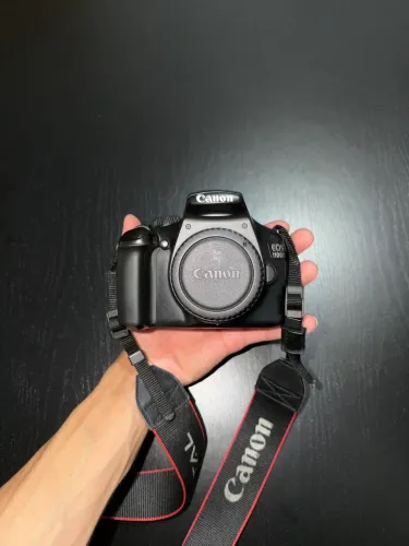 Canon 1100D + Lente 18-55mm + Bolsa