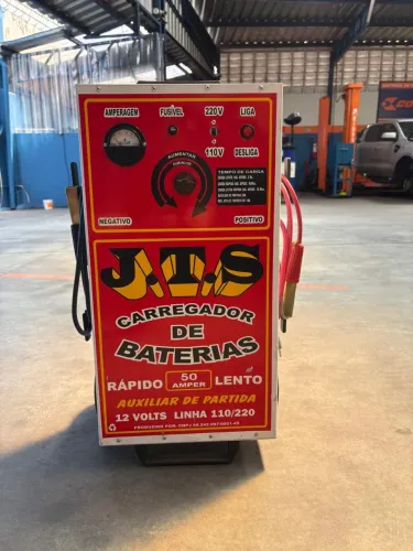 Carregador de baterias