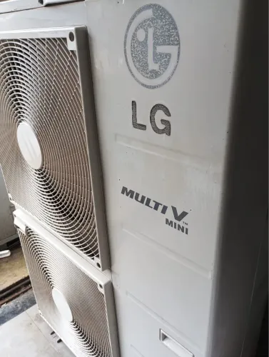 Ar-condicionado VRF LG Multi V Mini 60.000 BTU quente/frio + 3 cassetes