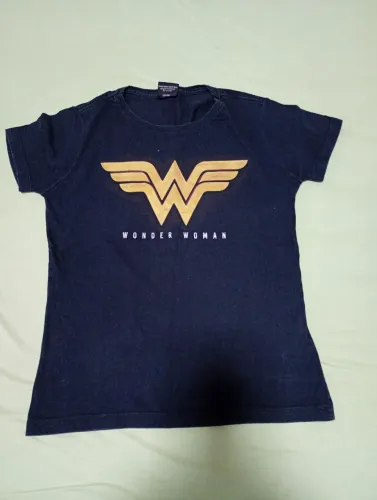 Baby look preta feminina