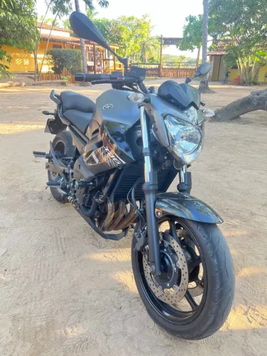 Yamaha XJ6 N 2018
