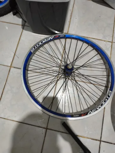 Aro de bicicleta 26 e guidão da monaco