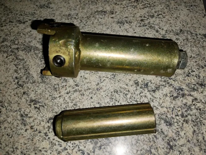 Ferramenta para sacar mecanismo de máquina de lavar roupa