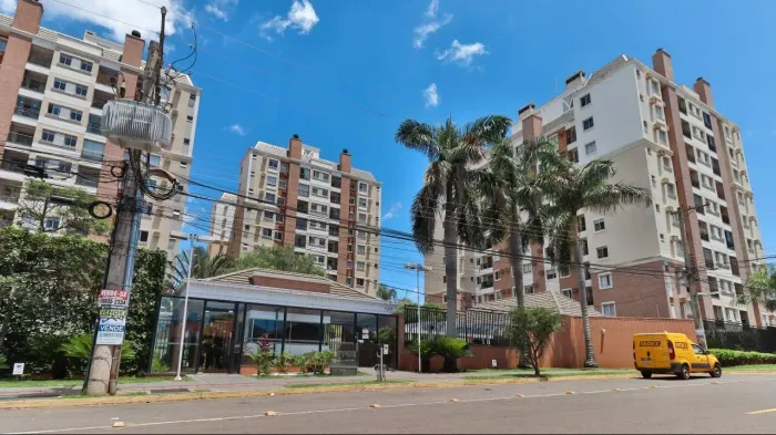 Apartamento semimobiliado no Upper Gran Park