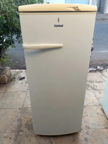 Vendo geladeira
