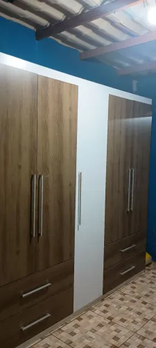 Guarda roupa semi novo barato