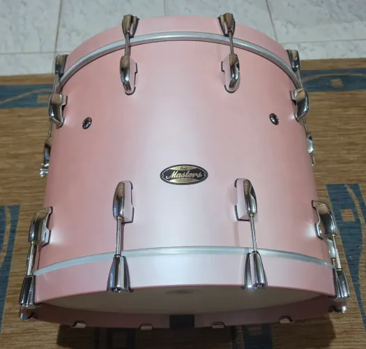 Bateria Pearl Masters Maple Gum
