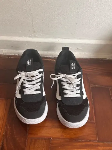 Tênis Vans Ultrarange Rapidweld Black White