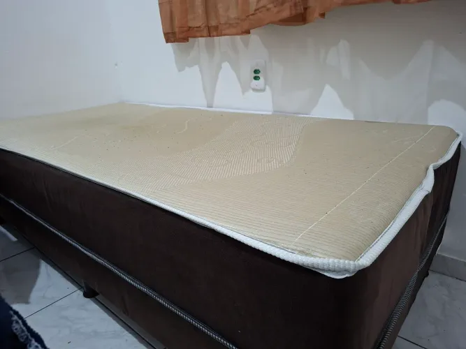 Cama box de solteiro