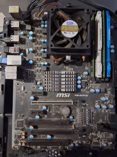 KIT PLACA MÃE MSI 970A-G43 PLUS, + PROCESSADOR AMD FX-8320E 3.20 Mhz, + 20gb DE RAM.