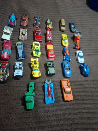Carrinhos hot wheels