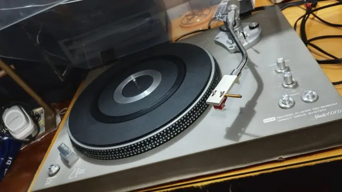 Toca disco CCE Studio6060